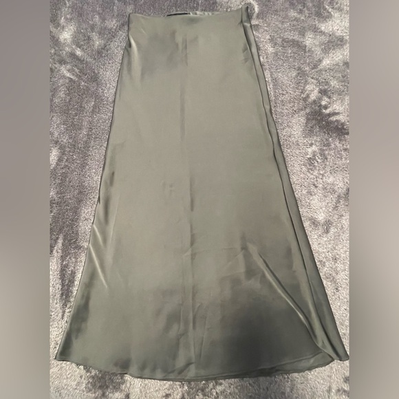 Zara Black Maxi Skirt - Picture 3 of 4